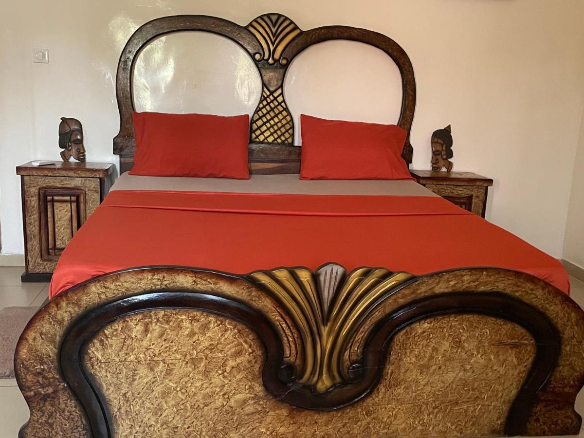 Chez Tâta Éléonore Maison d hôtes Bed and Breakfast Ziguinchor Exterior foto