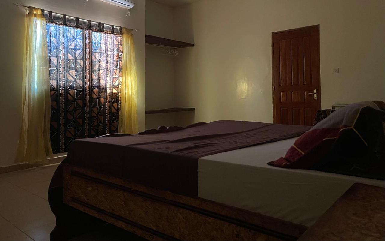 Chez Tâta Éléonore Maison d hôtes Bed and Breakfast Ziguinchor Exterior foto