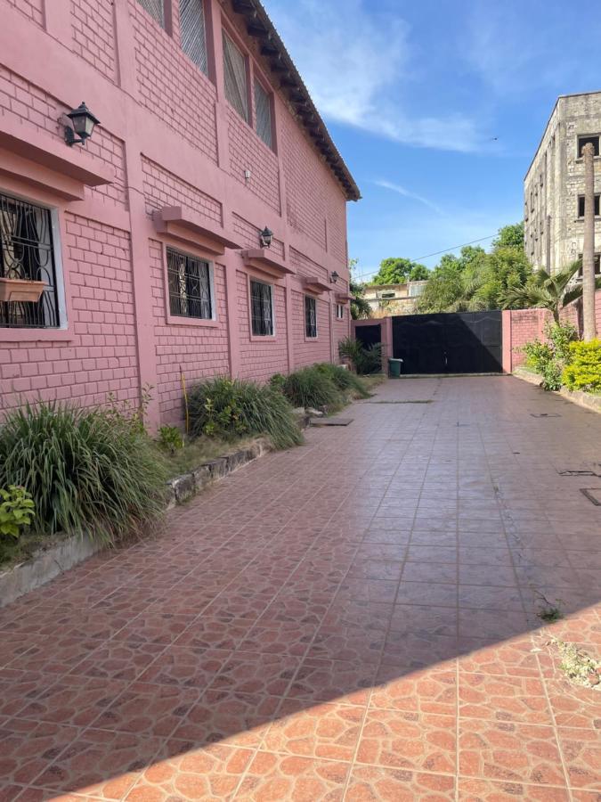 Chez Tâta Éléonore Maison d hôtes Bed and Breakfast Ziguinchor Exterior foto