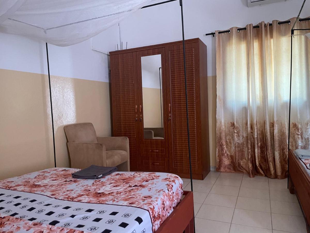 Chez Tâta Éléonore Maison d hôtes Bed and Breakfast Ziguinchor Exterior foto